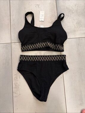 Cupshe Black Textured Two-Piece Bikini with Metallic Zigzag Trim